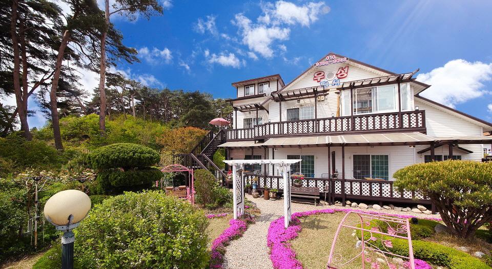 Gyeongpo Woosung Pension Gangneung Exterior foto