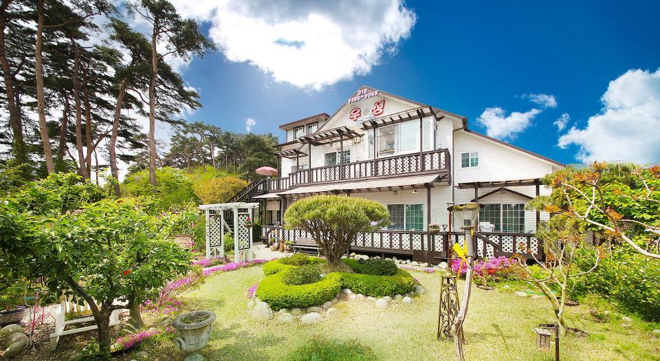 Gyeongpo Woosung Pension Gangneung Exterior foto