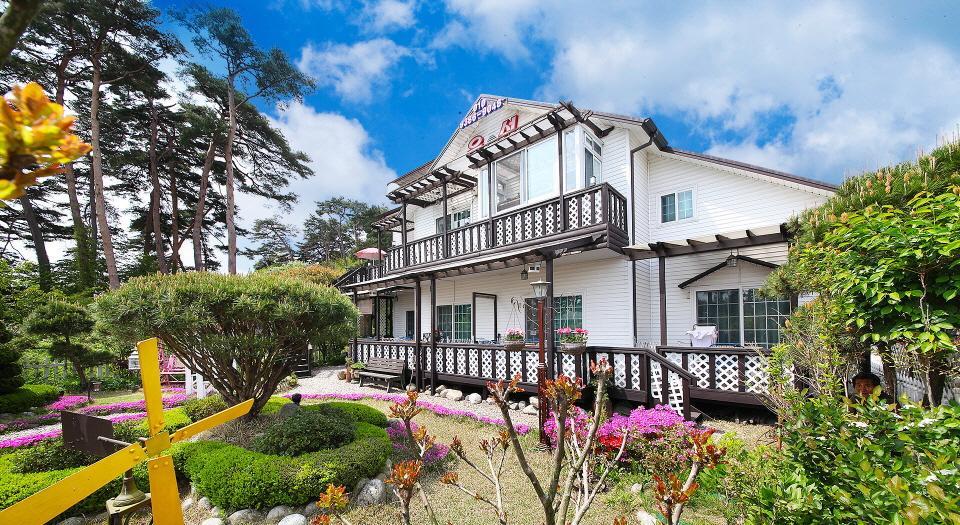 Gyeongpo Woosung Pension Gangneung Exterior foto