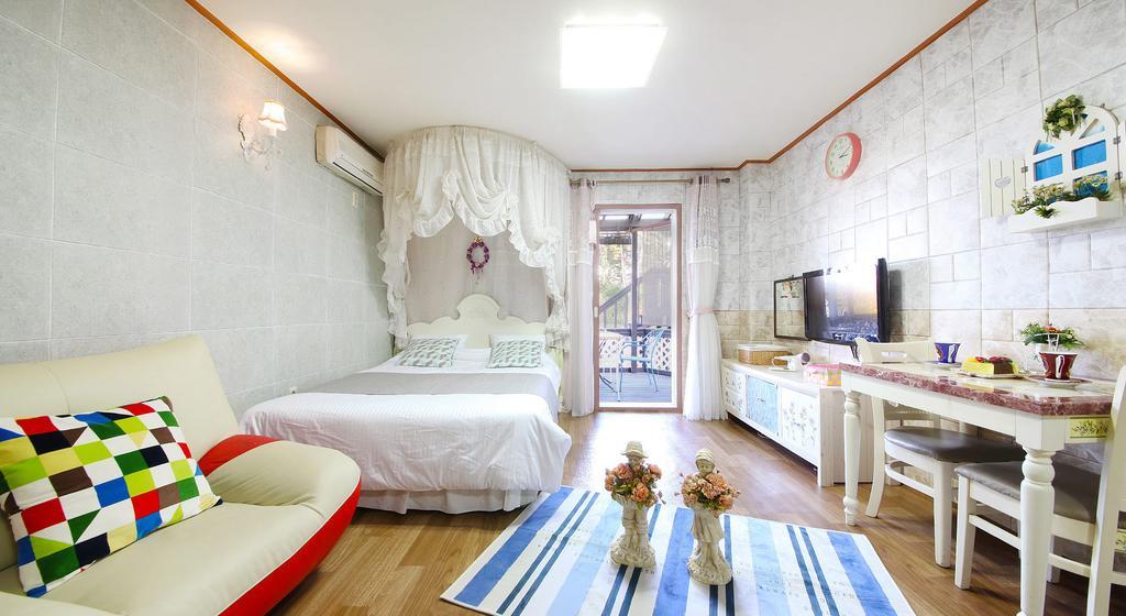 Gyeongpo Woosung Pension Gangneung Exterior foto